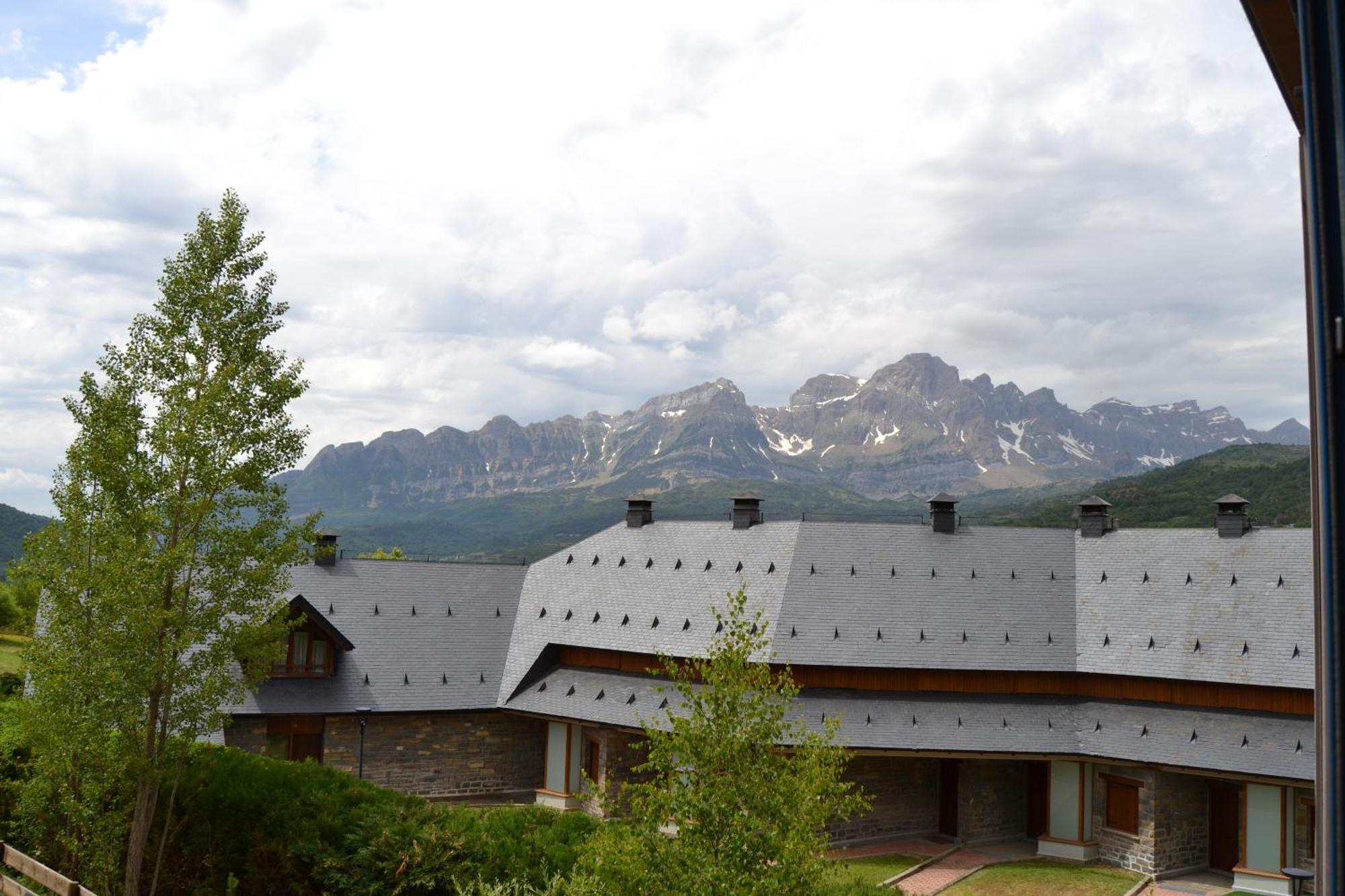 Ventanal De Saras Petfriendly Garaje Trastero Y Chimenea - Arafita Apartamentos Panticosa Eksteriør billede